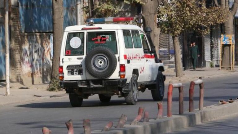 Afganistan’da Otobüs Kazasında 25 Kişi Hayatını Kaybetti