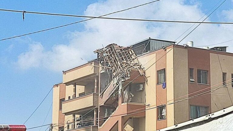 BM Raportörü Albanese’den İsrail’in Gazze’deki Nasır Hastanesi Saldırısına Tepki