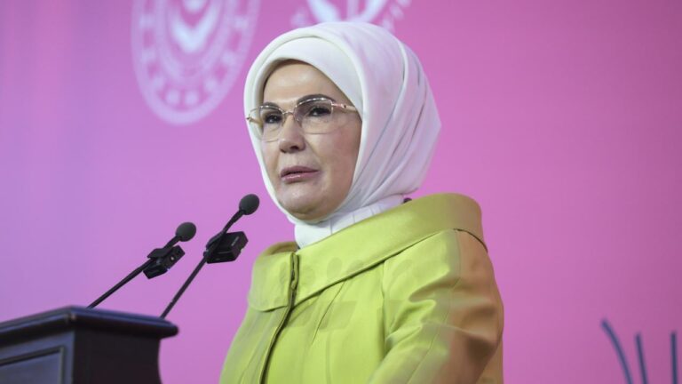 Emine Erdoğan’dan Malazgirt Zaferi Mesajı