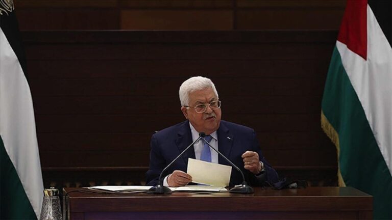 Filistin Devlet Başkanı Abbas: Lübnan’daki Silahlar Hakkında