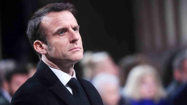 Fransa’da Muhalefet, Macron İçin Azil Süreci Başlatmaya Hazırlanıyor