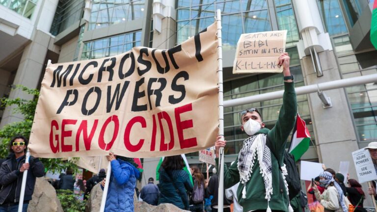 Microsoft, İsrail ordusuyla işbirliğini protesto eden çalışanlarını işten çıkardı