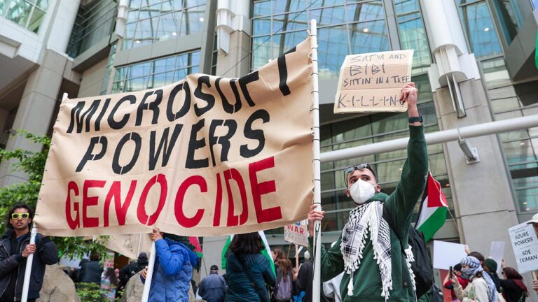 Microsoft Protesto Ediliyor: İsrail Ordusu İş Birliğine Karşı Gösteri