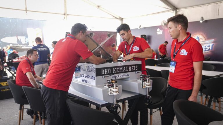 TEKNOFEST Mavi Vatan Yarışmaları Heyecan Dolu Anlara Sahne Oldu