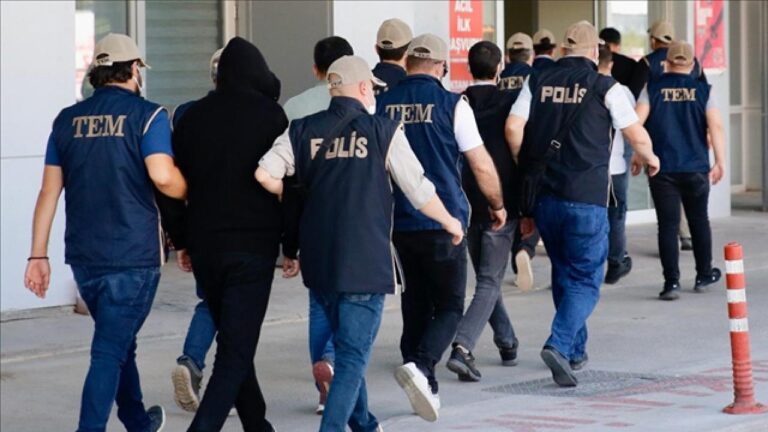 21 İlde FETÖ Operasyonunda 41 Şüpheli Tutuklandı