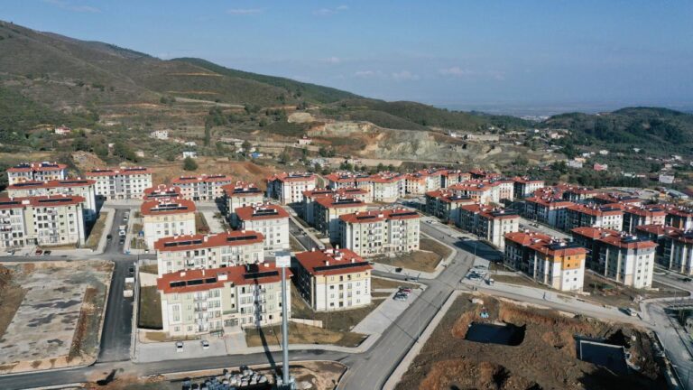 300 Bin Yuvanın İnşası Devam Ediyor