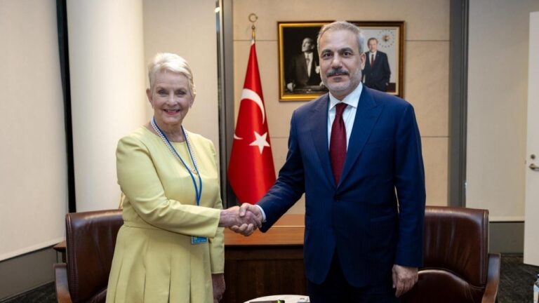 Bakan Fidan, BM Dünya Gıda Programı İcra Direktörü McCain ile Buluştu