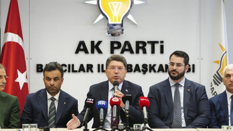 Bakan Tunç: CHP’nin İçinde Kavgalı