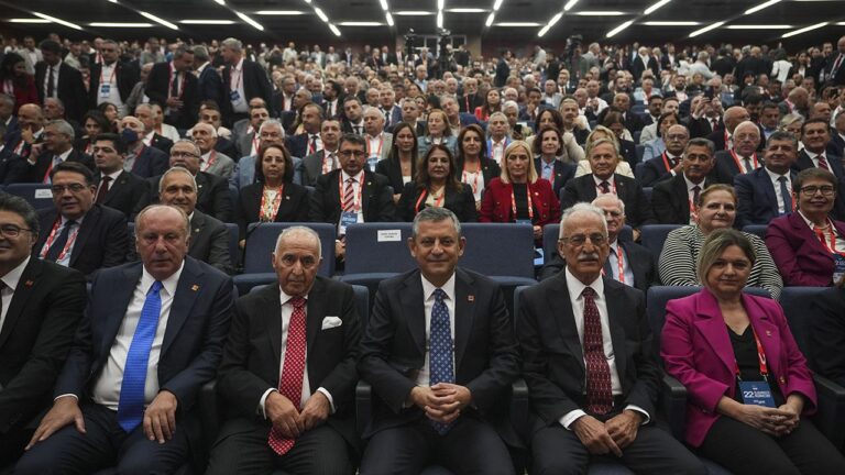 CHP’nin 22. Olağanüstü Kurultayı Başladı