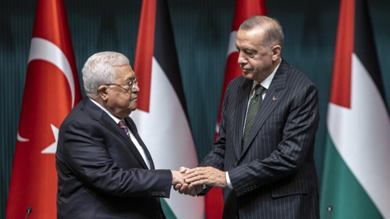 Cumhurbaşkanı Erdoğan, Filistin Devlet Başkanı Abbas ile görüşmek üzere yola çıktı