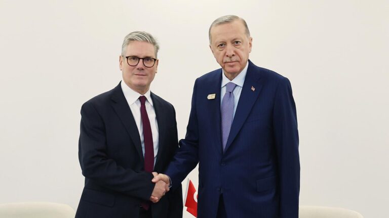 Cumhurbaşkanı Erdoğan, İngiltere Başbakanı Starmer ile Telefon Görüşmesi Yaptı