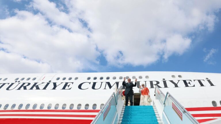 Cumhurbaşkanı Erdoğan Katar’a Yolculuk Yaptı