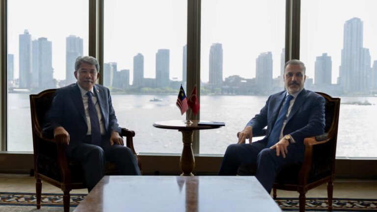 Dışişleri Bakanı Fidan, Malezyalı mevkidaşı Hasan ile New York’ta buluştu