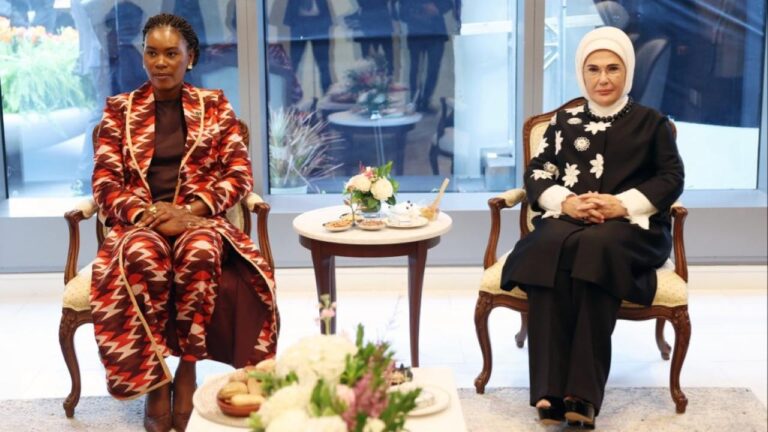 Emine Erdoğan, Gabon Cumhurbaşkanının eşi Nguema ile önemli bir görüşme gerçekleştirdi