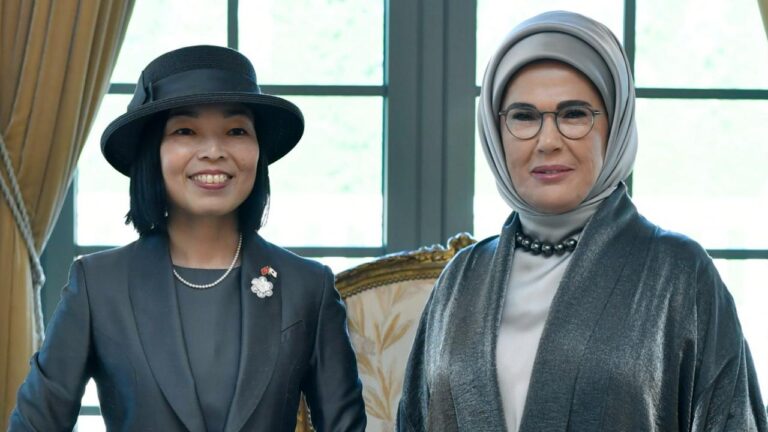 Emine Erdoğan ve Japonya Altes Prensesi Mikasa Buluştu