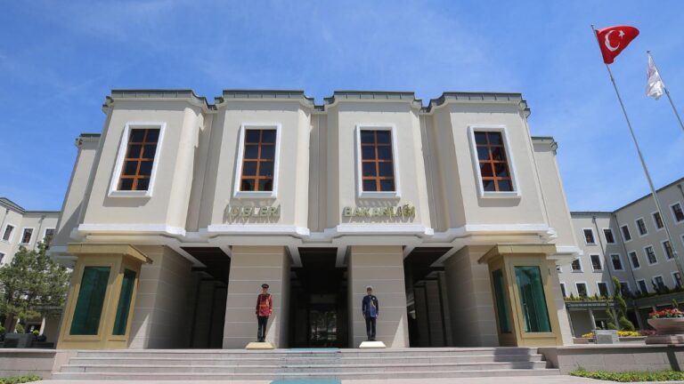 İçişleri Bakanlığı Şarkıcı Mabel Matiz Hakkında Suç Duyurusunda Bulundu
