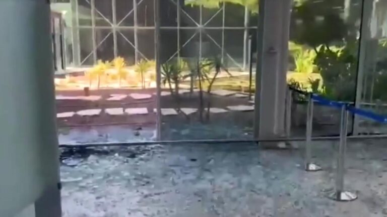 İsrail’deki Ramon Havalimanı’na Yemen’den İHA Saldırısı