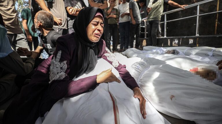 İsrail’in Gazze’ye Sabah Düzenlediği Saldırılarda 13 Filistinli Hayatını Kaybetti
