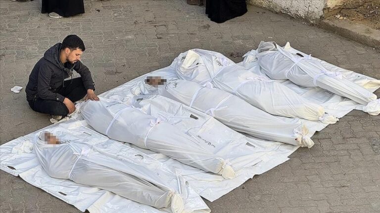 İsrail’in Gazze’ye Saldırılarında Can Kaybı Sayısı 65 Bin 502’ye Ulaştı