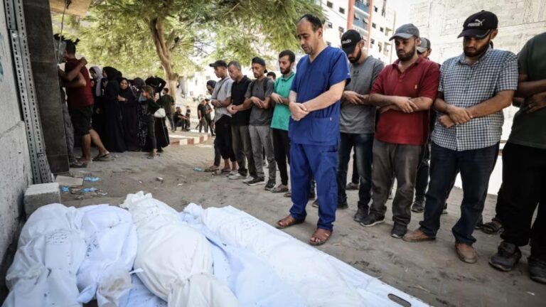 İsrail’in Gazze’ye Yaptığı Saldırılarda Ölü Sayısı 65 Bin 382’ye Ulaştı