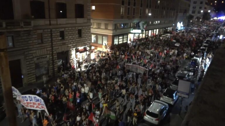 İtalya’da İsrail’in Gazze’ye Yönelik Saldırıları Protesto Edildi