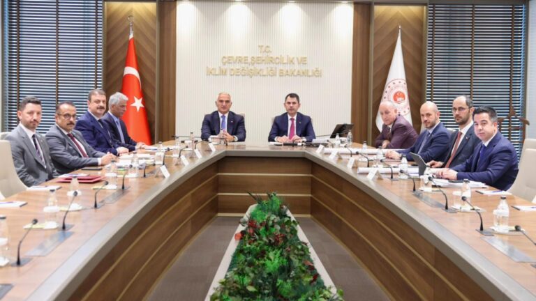 Kültür ve Turizm Bakanı Mehmet Nuri Ersoy ile Çevre, Şehircilik ve İklim Değişikliği Bakanı Murat Kurum’dan Restorasyon Hamlesi
