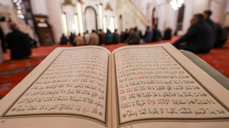 Mevlid Kandili Kutlamaları Devam Ediyor