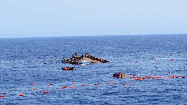 Nijerya’da Tekne Faciası: 13 Kişi Hayatını Kaybetti