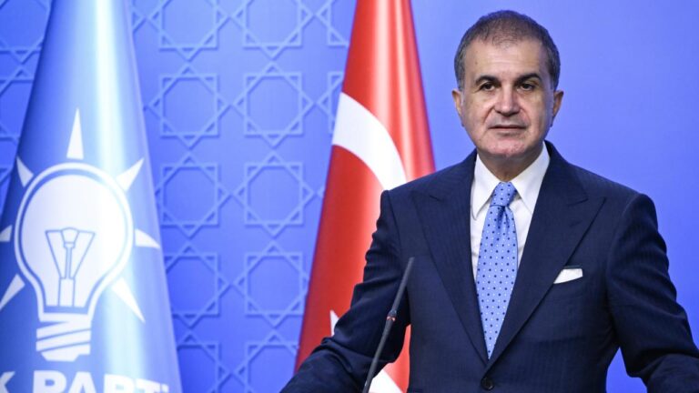 Ömer Çelik: Siyasette Yabancı Etki