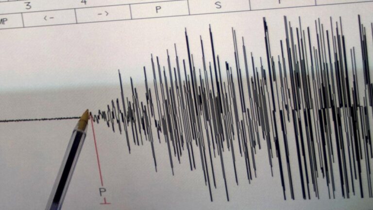 Papua Yeni Gine’de 6 Büyüklüğünde Deprem Meydana Geldi