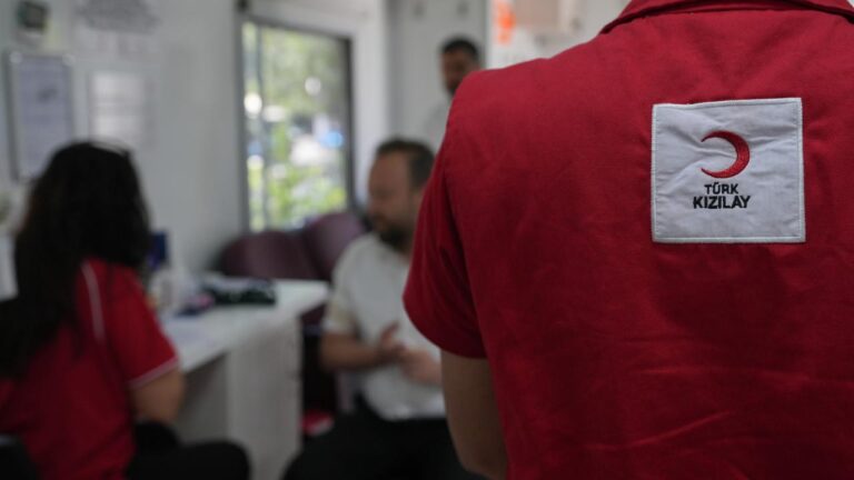 Türk Kızılay’dan Kan Elçileri Programı