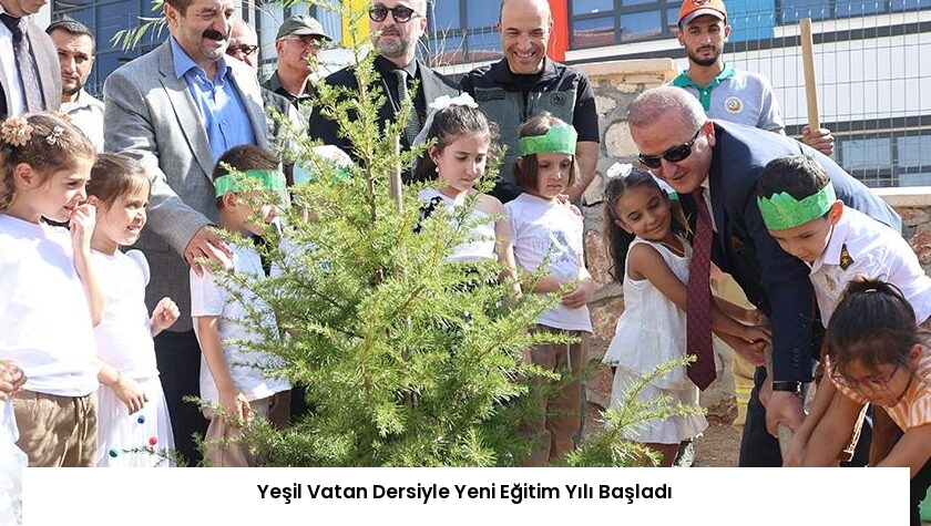 Yeşil Vatan Dersiyle Yeni Eğitim Yılı Başladı