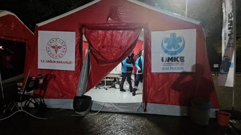 26 Kişi, Deprem Sonrası Yaralarıyla Taburcu Oldu