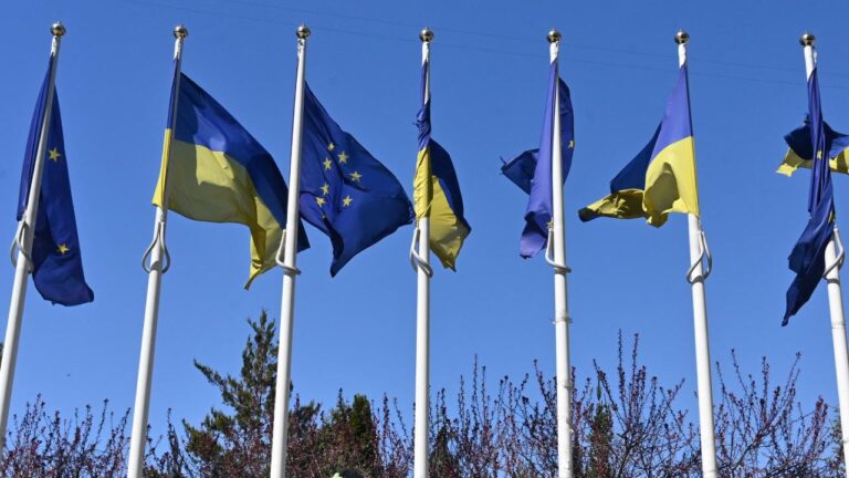 AB, Ukrayna ile Güvenli Uydu İletişim Sistemine Adım Atıyor