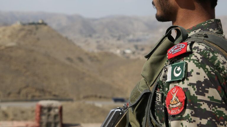 Afganistan-Pakistan Çatışmaları: Ateşkes Talebi İddiaları
