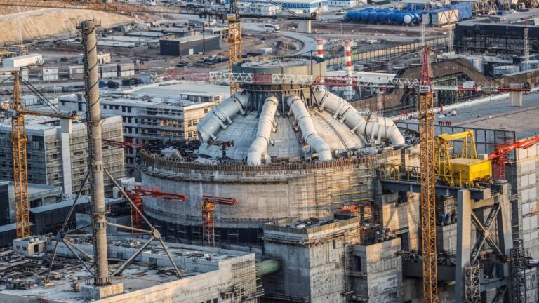 Bakan Bayraktar: Akkuyu’da elektrik üretimi 2026’da başlayacak
