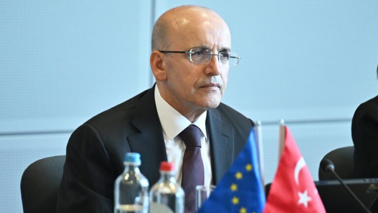 Bakan Şimşek: Özel Sektör Finansmana Erişimi Kolaylaşacak