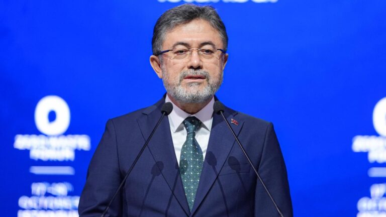 Bakan Yumaklı: Gazze’ye Yardımlar Devam Edecek