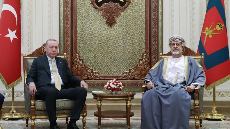 Cumhurbaşkanı Erdoğan Umman’da Ziyaretlerine Devam Ediyor