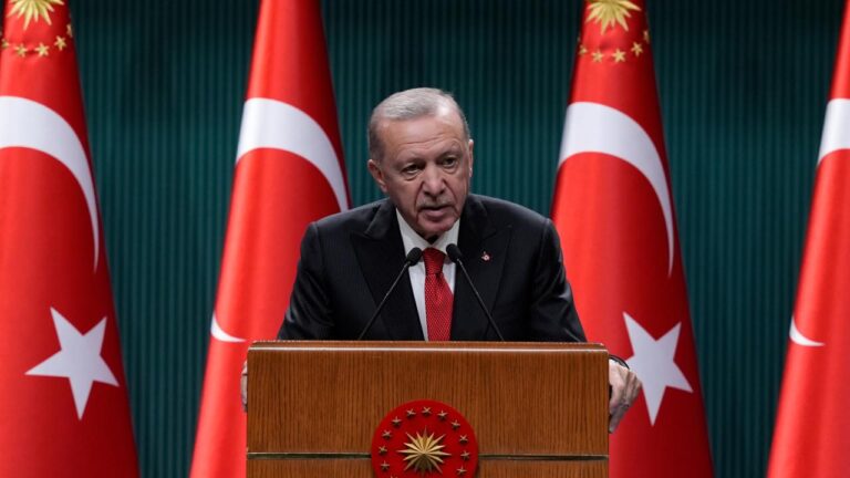 Cumhurbaşkanı Erdoğan’dan Şehit Ailelerine Başsağlığı Mesajı