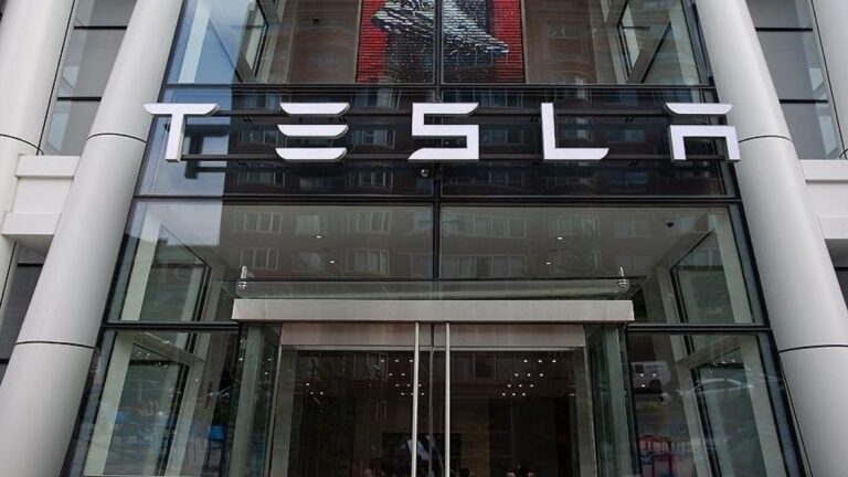 Elon Musk’ın Politik Duruşu Tesla’ya Ağır Maliyet Getirdi