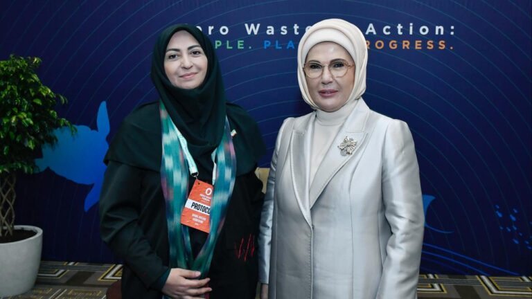 Emine Erdoğan, Shina Ansari ile İstanbul’da Görüştü