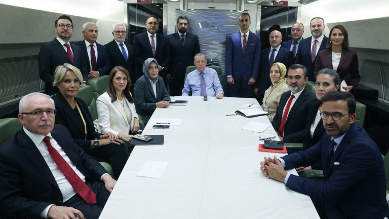 Erdoğan: İsrail’in Soykırıma Dönmesi Durumunda Ağır Bedel Ödeyeceğini Biliyor