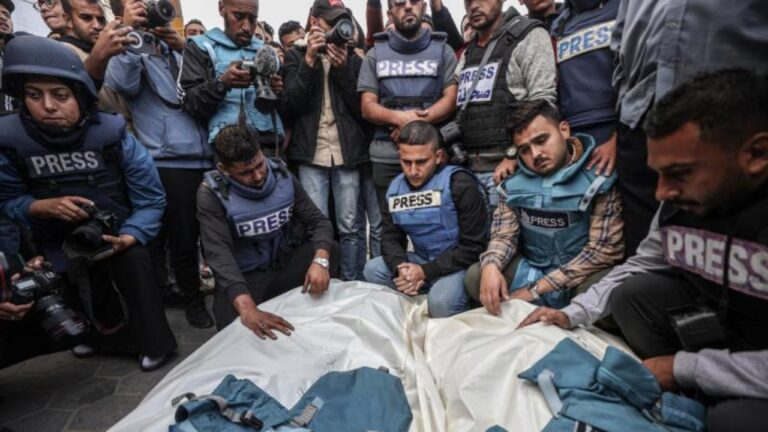 Gazze’deki Saldırılarda Hayatını Kaybeden Gazetecilerin Sayısı 256’ya Ulaştı