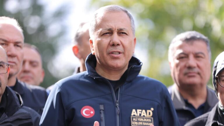 İçişleri Bakanı Yerlikaya, Balıkesir Valiliği’ne Acil Destek Ödemesi Yaptı