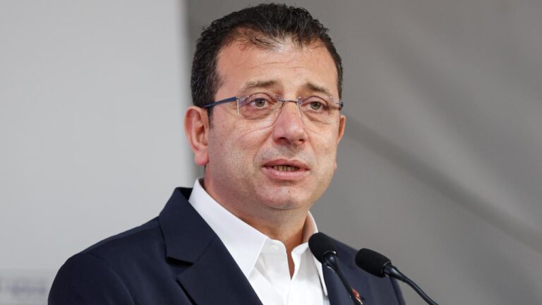 İmamoğlu, “casusluk” suçlamalarını reddetti