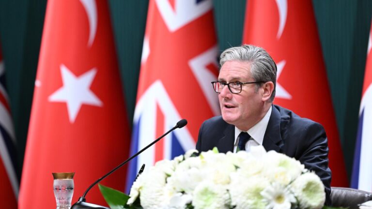 İngiltere Başbakanı Türkiye’yle Stratejik İş Birliği Anlaşmasını Duyurdu