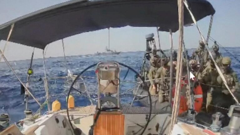 İsrail Donanması Marinette Teknesini Gasbetti