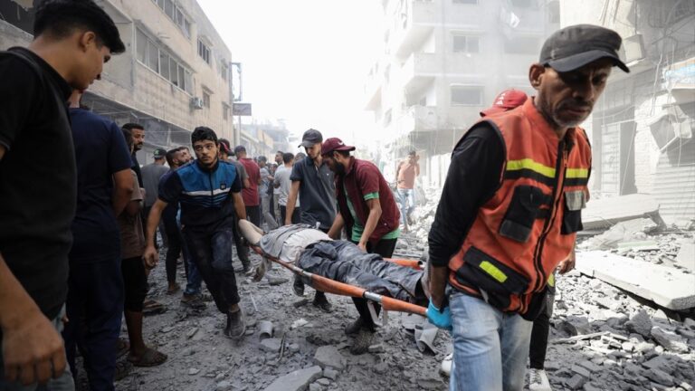 İsrail’in Gazze’de Gerçekleştirdiği Katliamda 43 Filistinli Hayatını Kaybetti