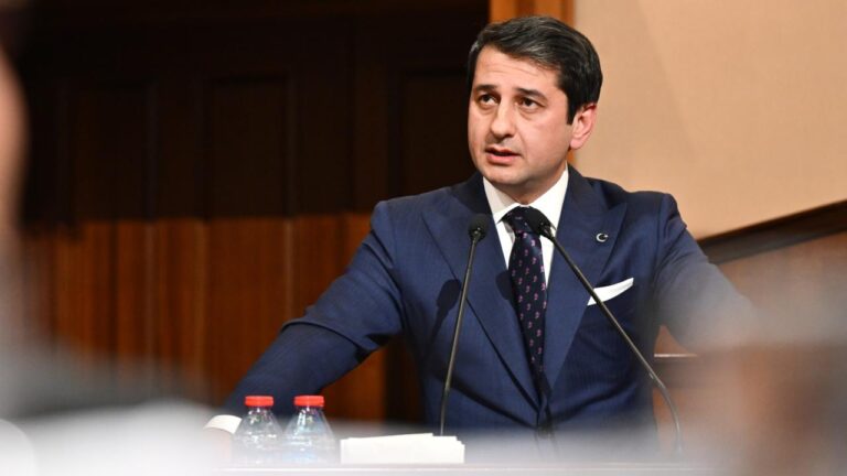 İstanbul Büyükşehir Belediye Başkanı İmamoğlu’nun Danışmanı Gözaltına Alındı